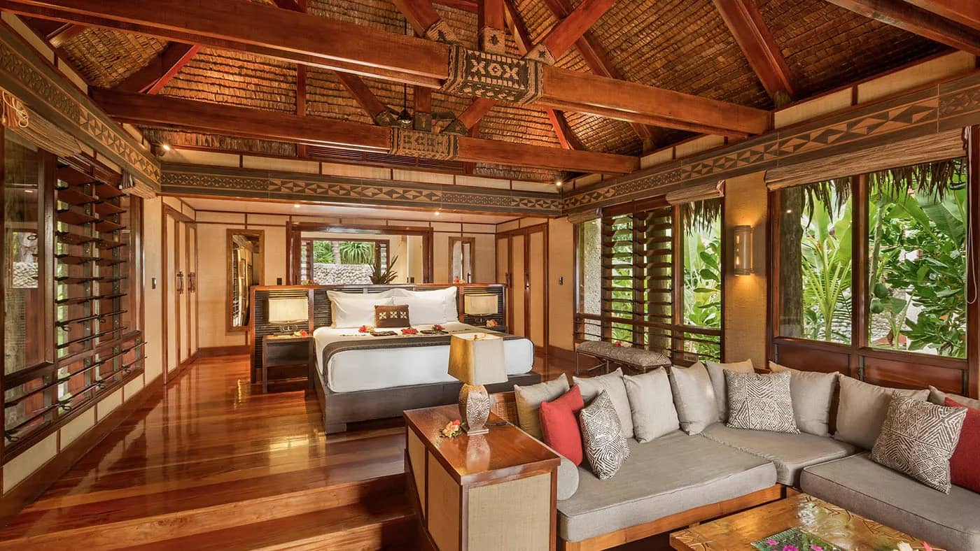 Deluxe Beachfront Bure - image