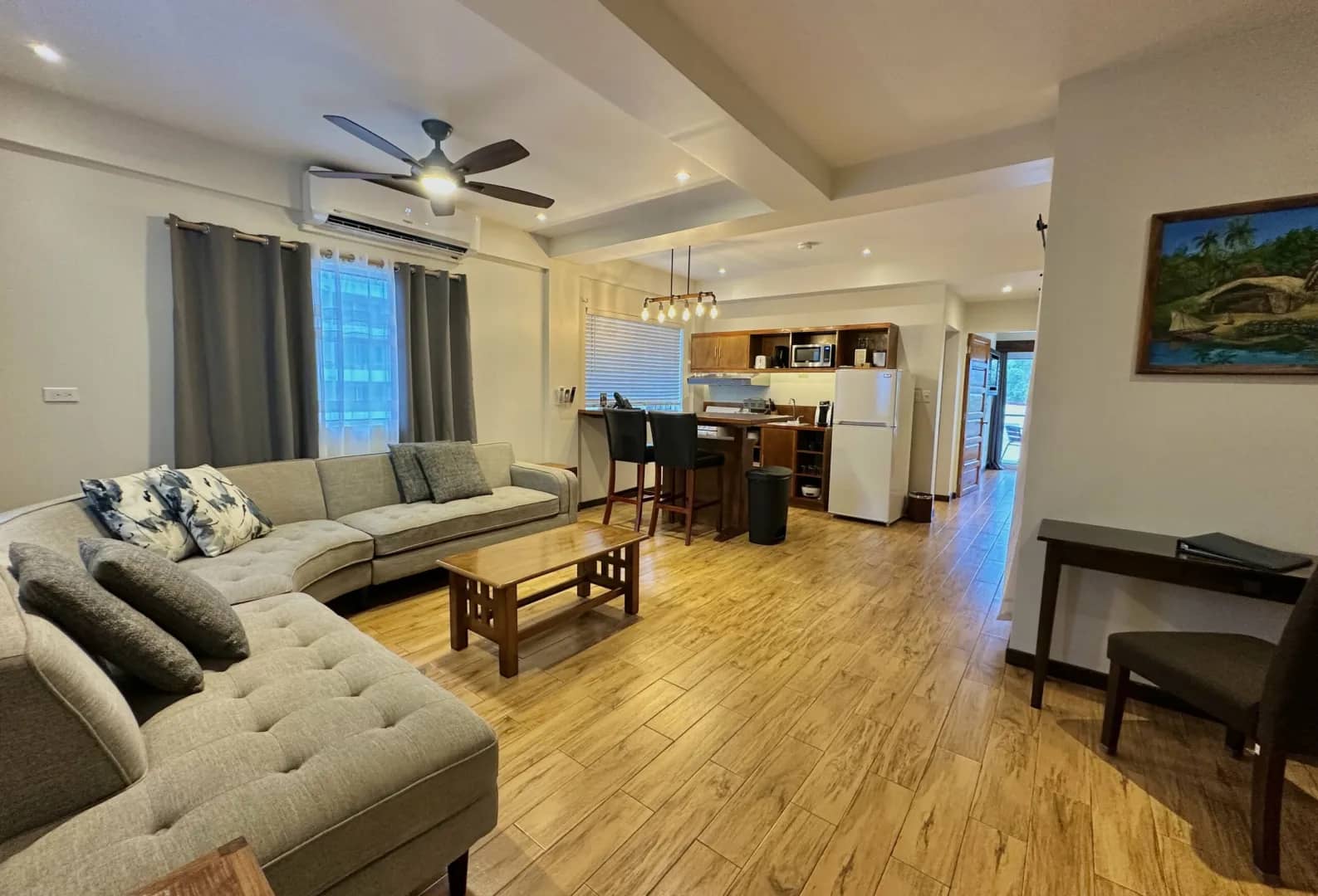 Executive Suite - Downtown View - image