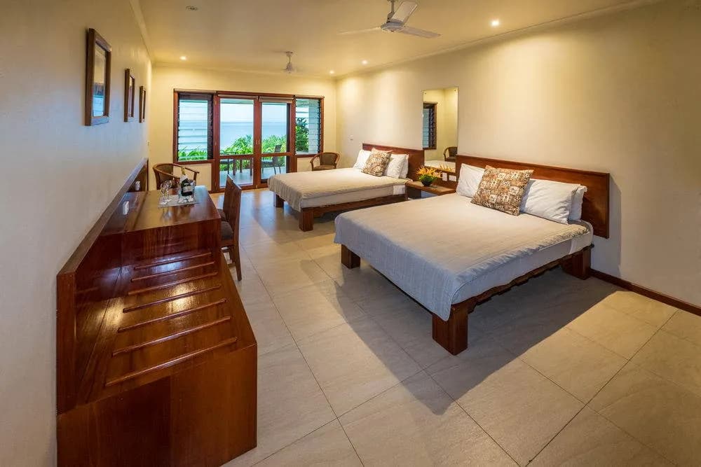 Deluxe Bure & Deluxe Ocean View Room - image