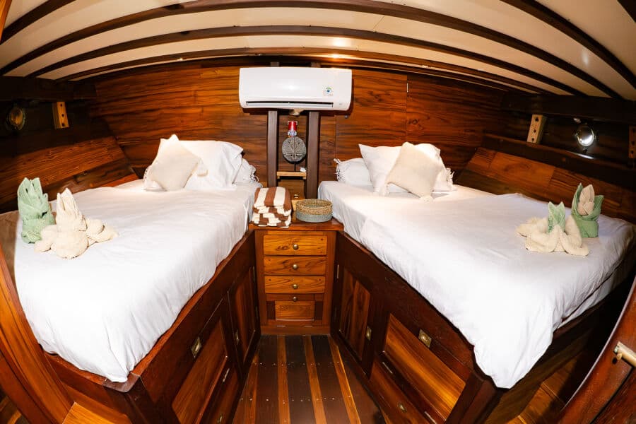 Twin Lower Deck - image Twin Lower Deck - image