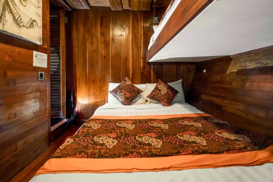 Standard Lower Deck - image