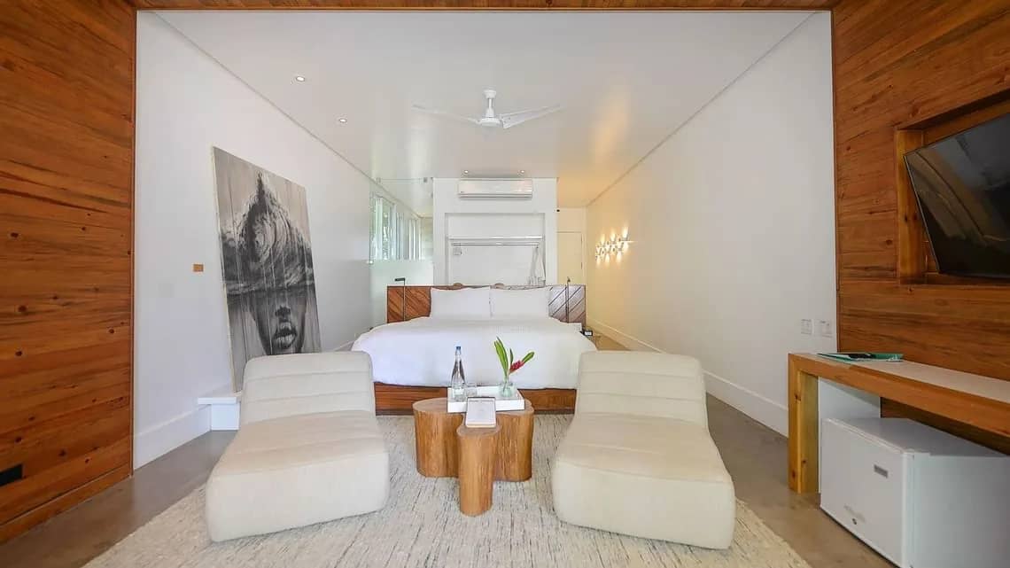 Luxury Suite Ocean View With A King Sized Bed - image Luxury Suite Ocean View With A King Sized Bed - image