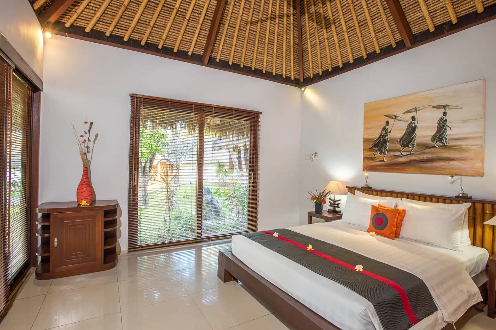 Superior Bungalow - image Superior Bungalow - image