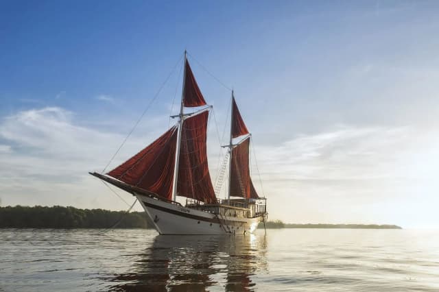 Tiare Liveaboard Special June 2025 Tiare Liveaboard Special June 2025