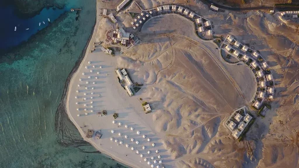 Carousel - image Carousel - image