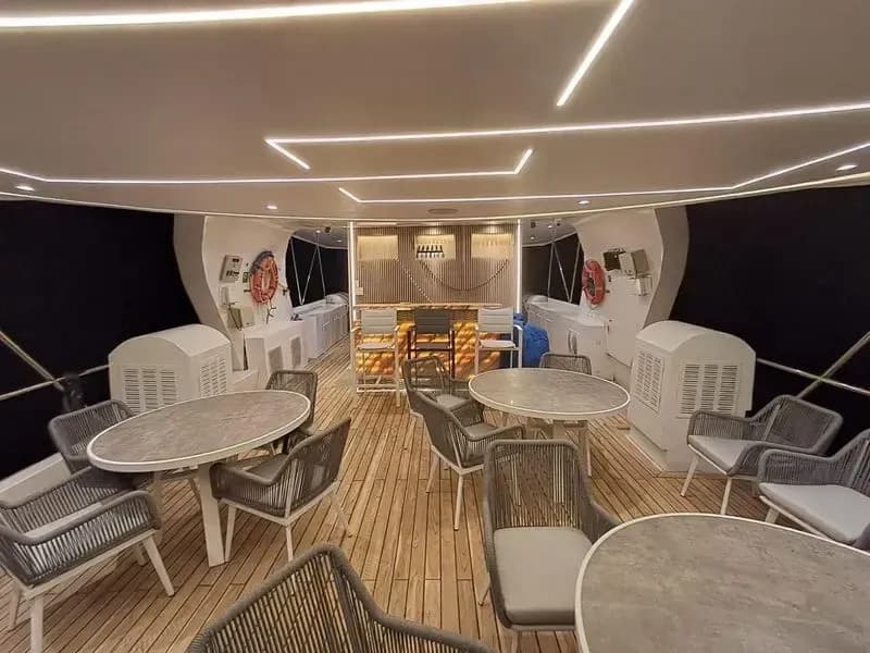 Carousel - image Carousel - image