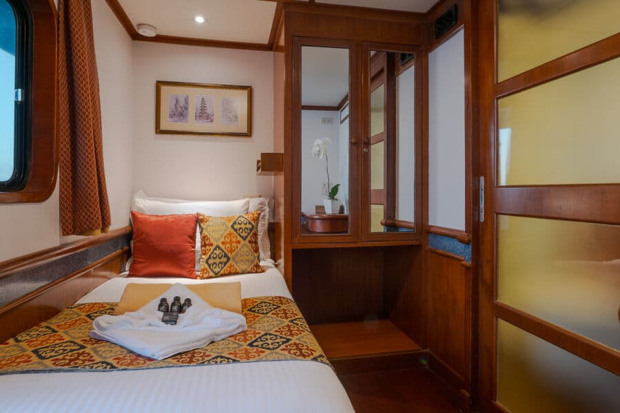 Single Main Deck - image Single Main Deck - image