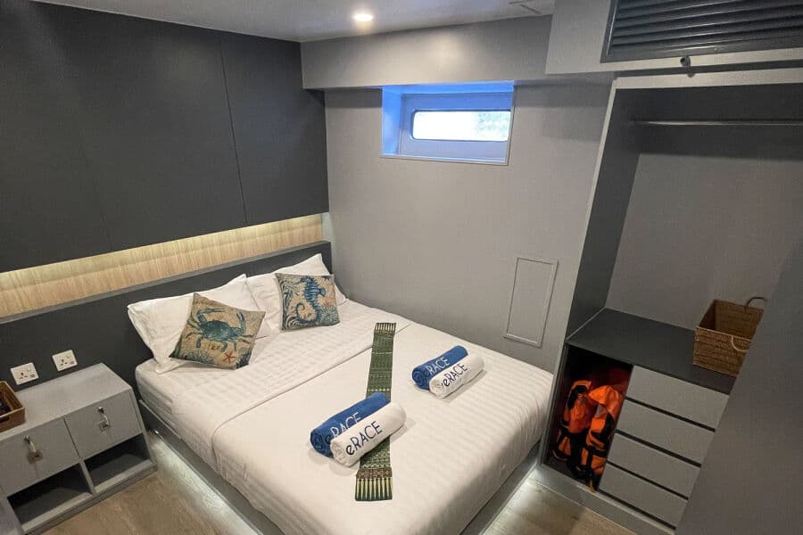 Double Bed - Cabin 7 & 8 Lower Deck - image Double Bed - Cabin 7 & 8 Lower Deck - image